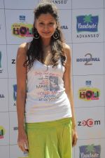 Shonal Rawat at Zoom Holi celebrations in Mumbai on 8th March 2012 (54).JPG
